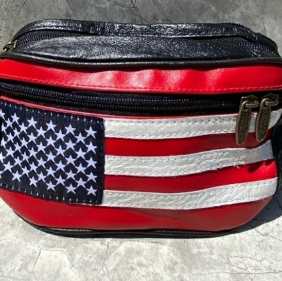 Tinder waist bag / fanny pack of American flag